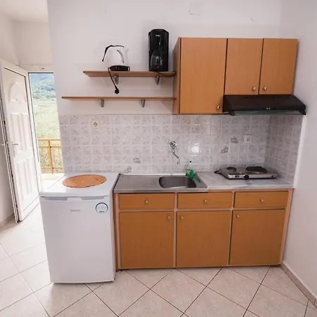 House Elena Apartment Koinira