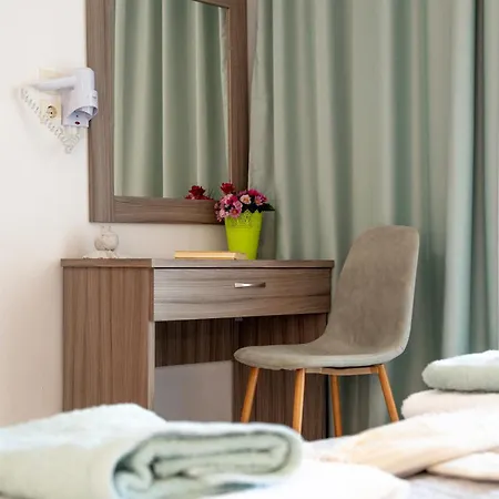 House Elena Kinira