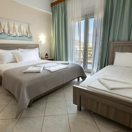 Apartment House Elena Kinira