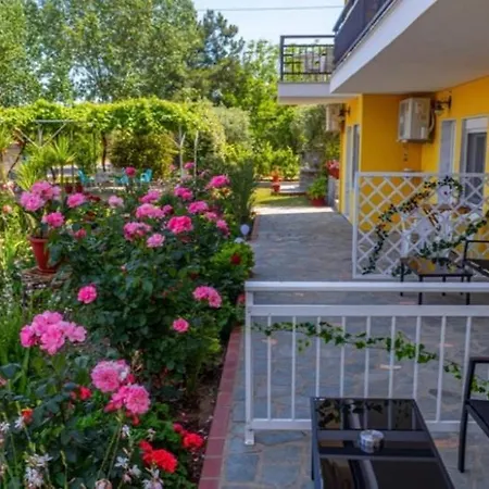 House Elena Apartment *