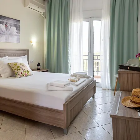 House Elena Апартаменты Коинира